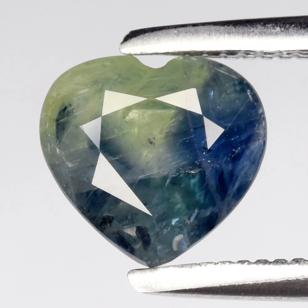 0.99ct ETW Green Blue Sapphire Gemstone - Heart Cut