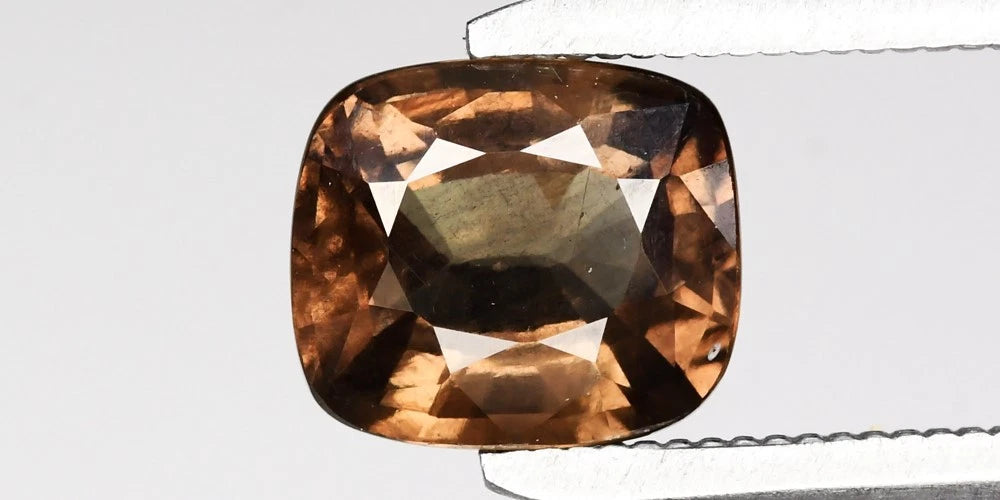 1.36ct ETW Color Change Garnet Gemstone – Cushion Cut