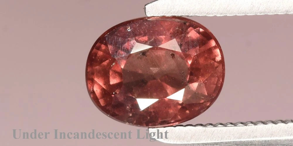 1.37ct ETW Color Change Garnet Gemstone – Oval Cut