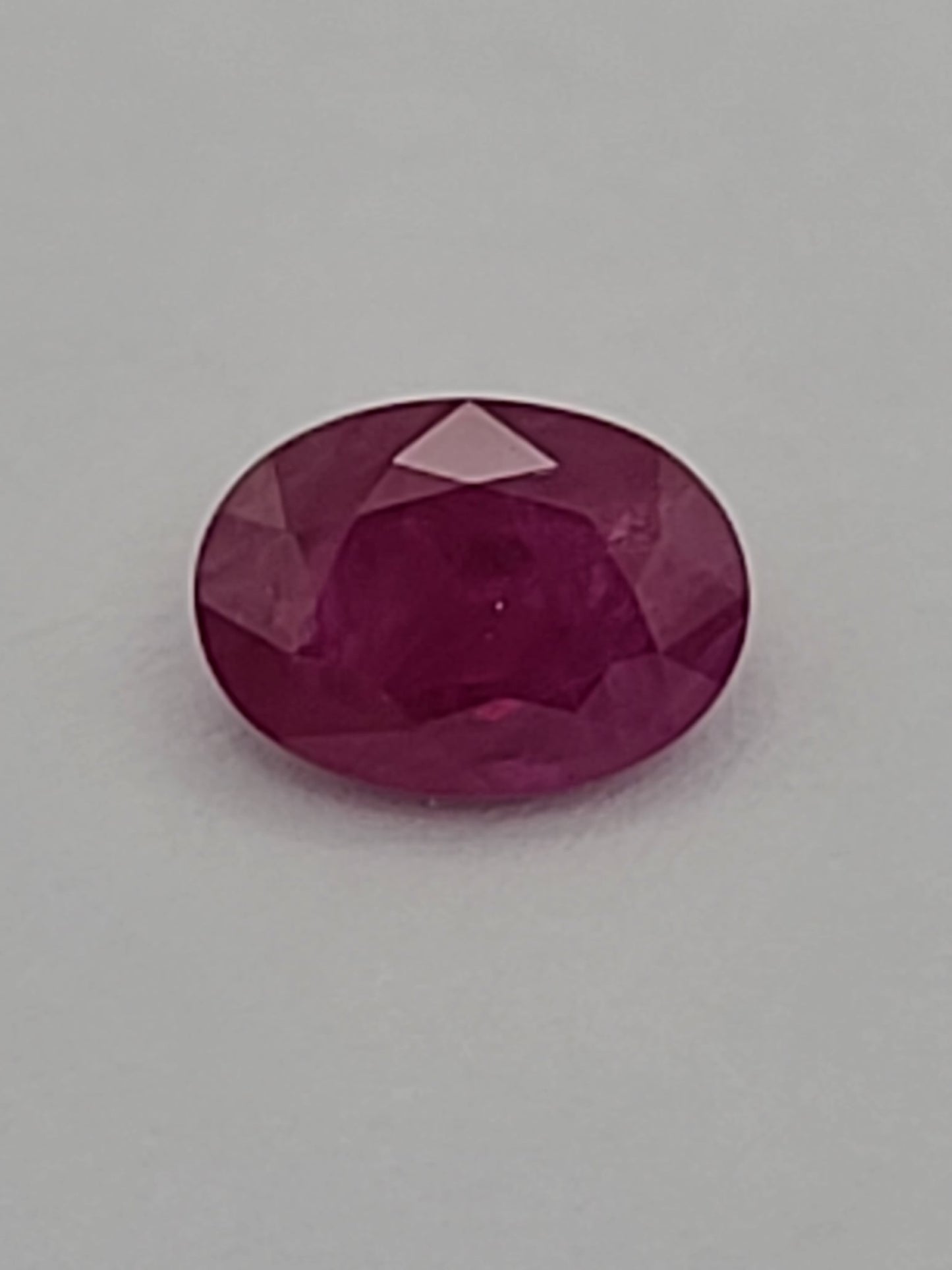 0.9ct ETW Natural Ruby Gemstone – Oval Cut - Unheated