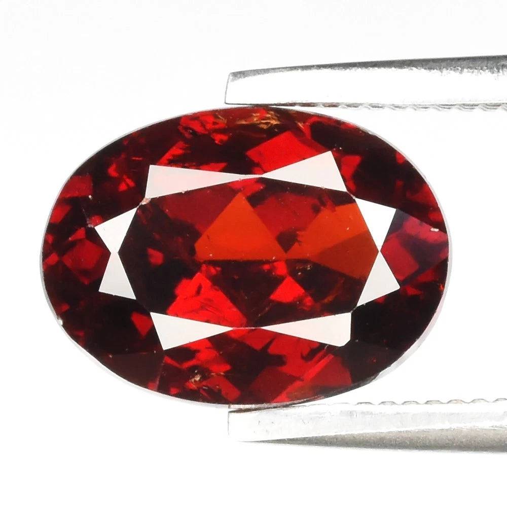 2.43ct ETW Orangish Red Spessartite Garnet Gemstone – Oval Cut