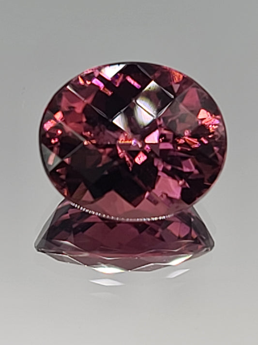 5.45ct Natural Deep Pink Oval Tourmaline - Checkerboard