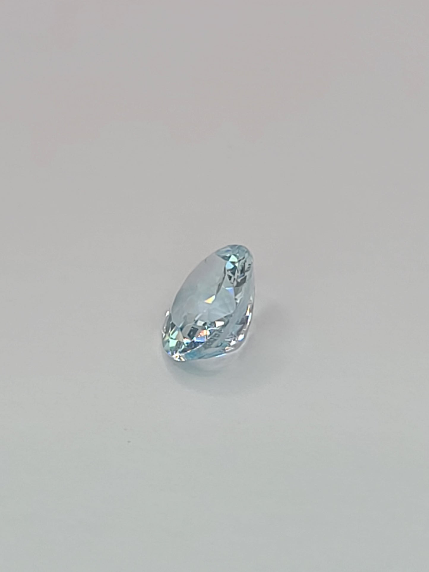2.72ct ETW Natural Aquamarine Gemstone -Oval Cut