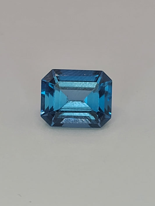 5.36ct ETW Natural London Blue Topaz Gemstone - Emerald Cut