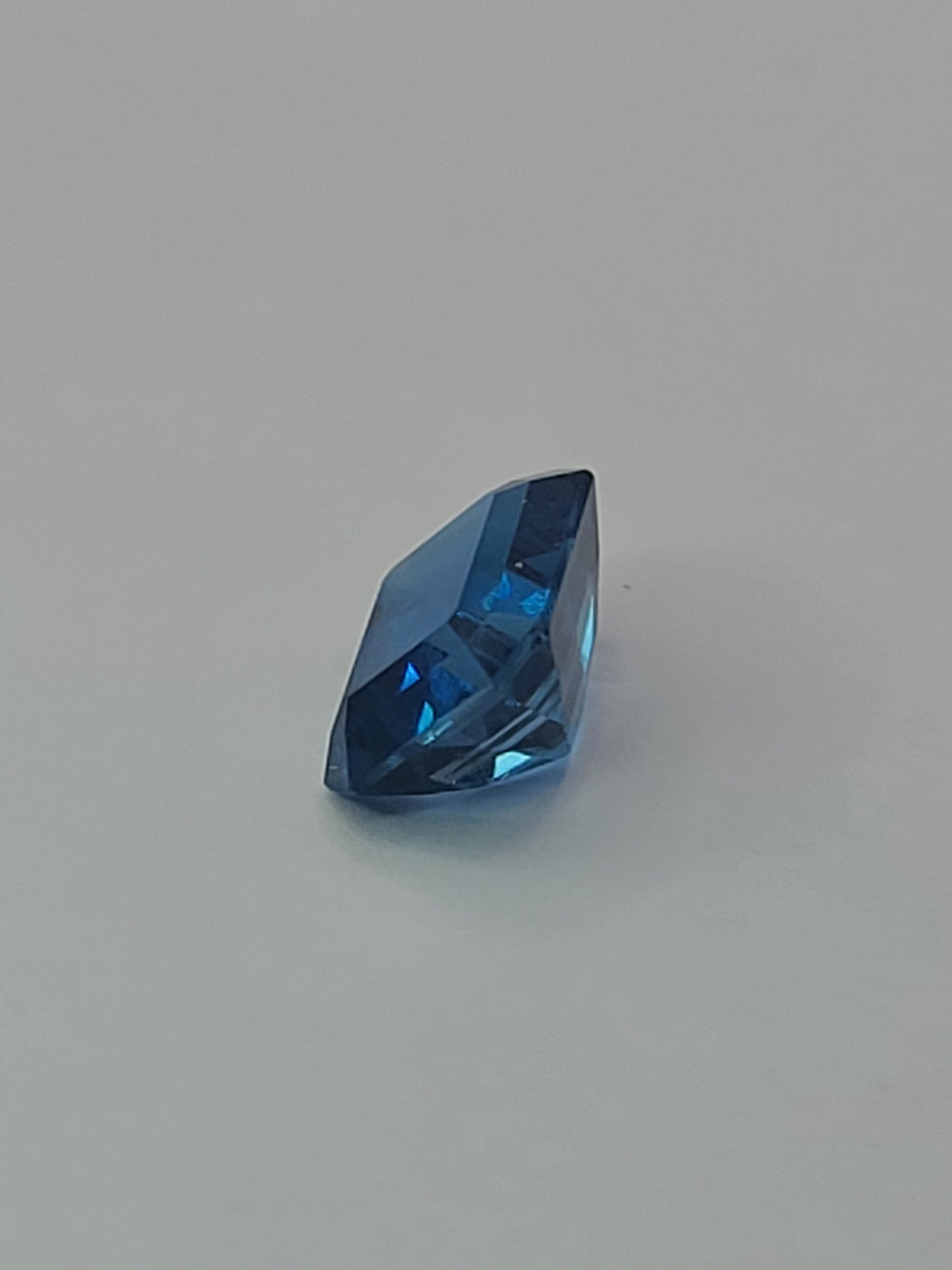 5.36ct ETW Natural London Blue Topaz Gemstone - Emerald Cut
