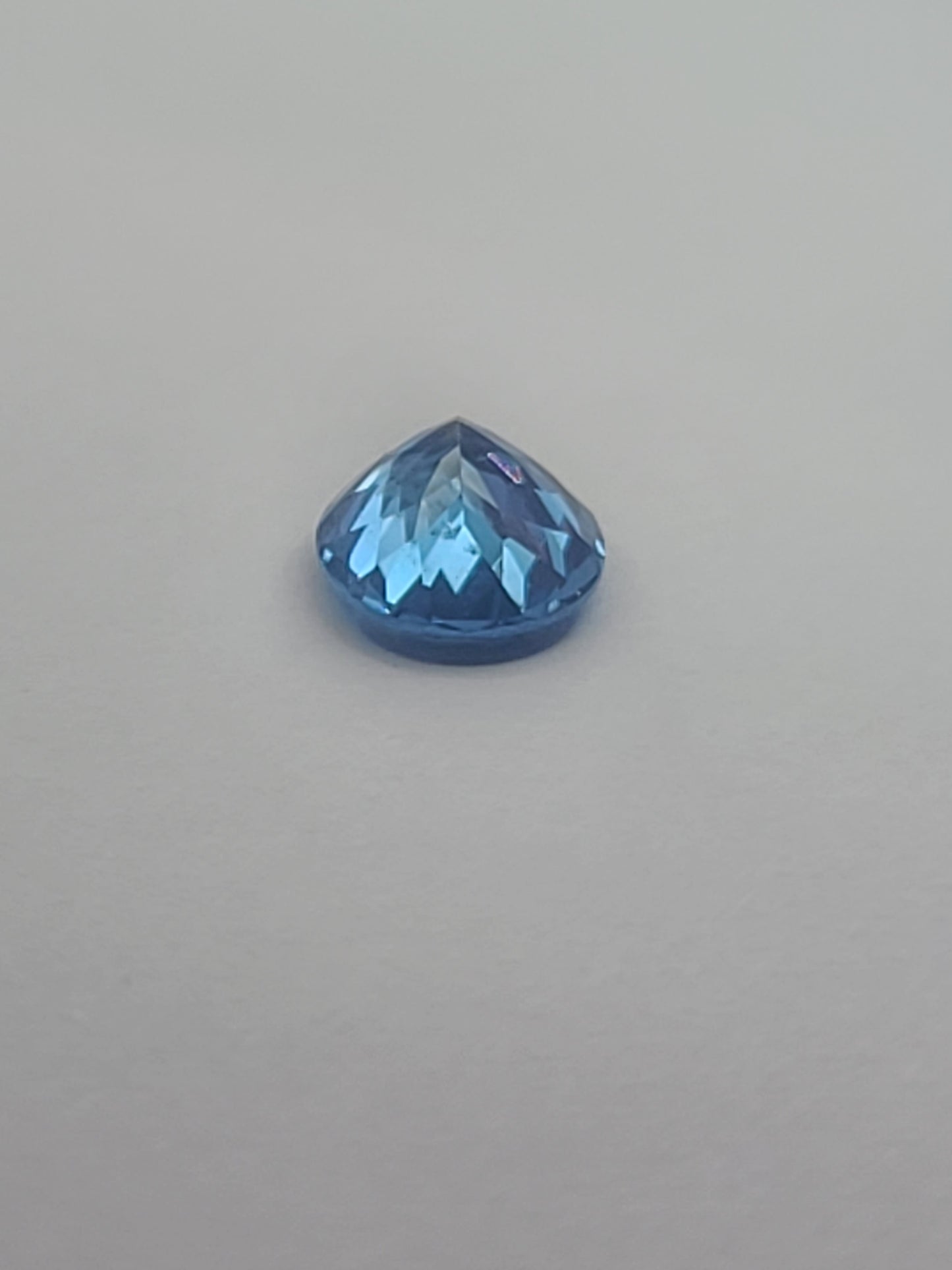 3.64ct ETW Natural London Blue Topaz Gemstone - Oval Cut
