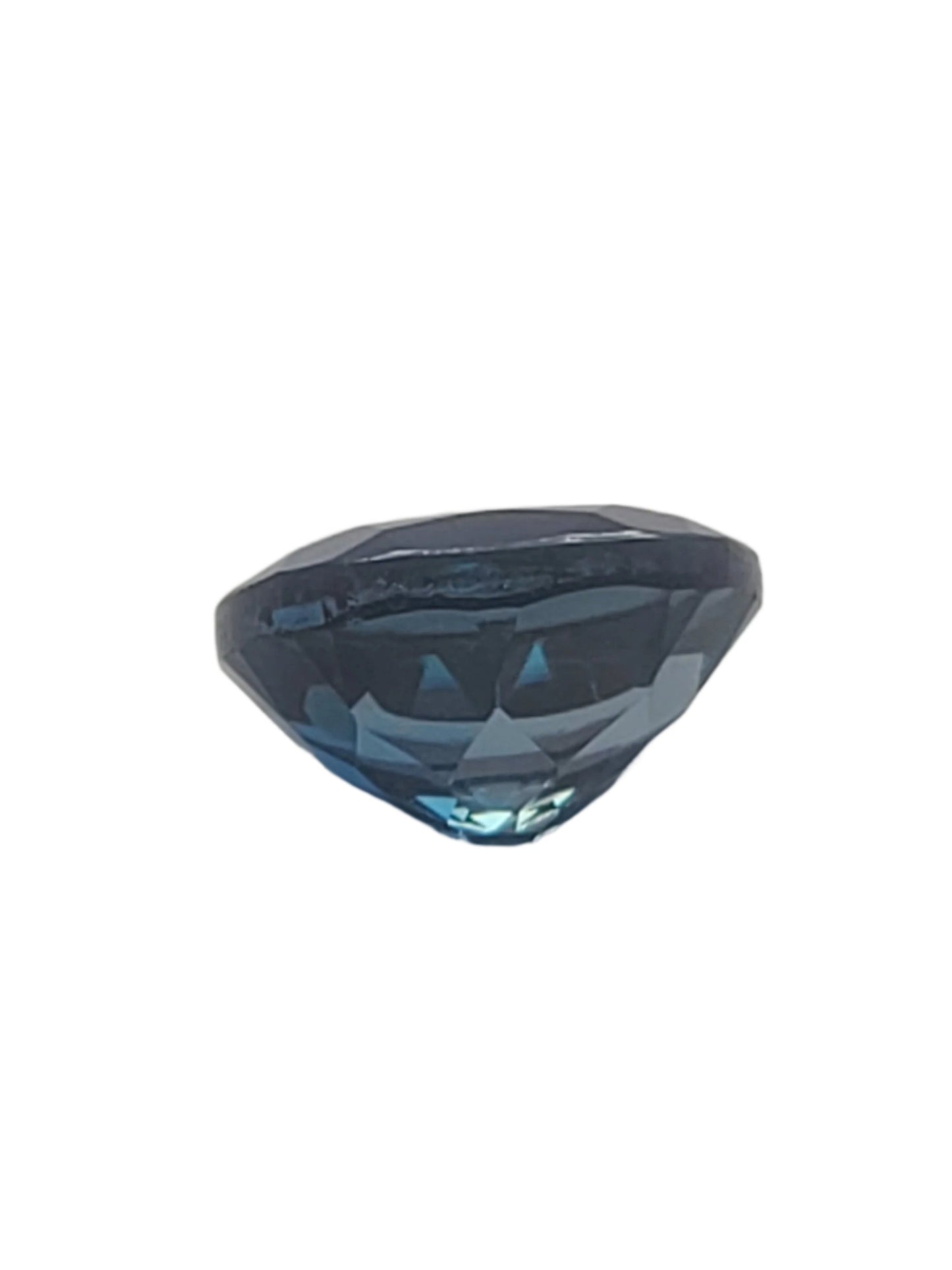 6.67ct ETW Natural London Blue Topaz Gemstone - Oval Cut