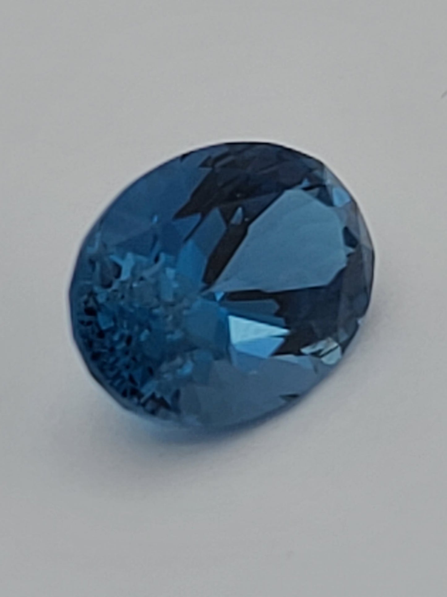 8.05ct ETW London Blue Topaz Gemstone - Oval Cut - DISCOUNTED