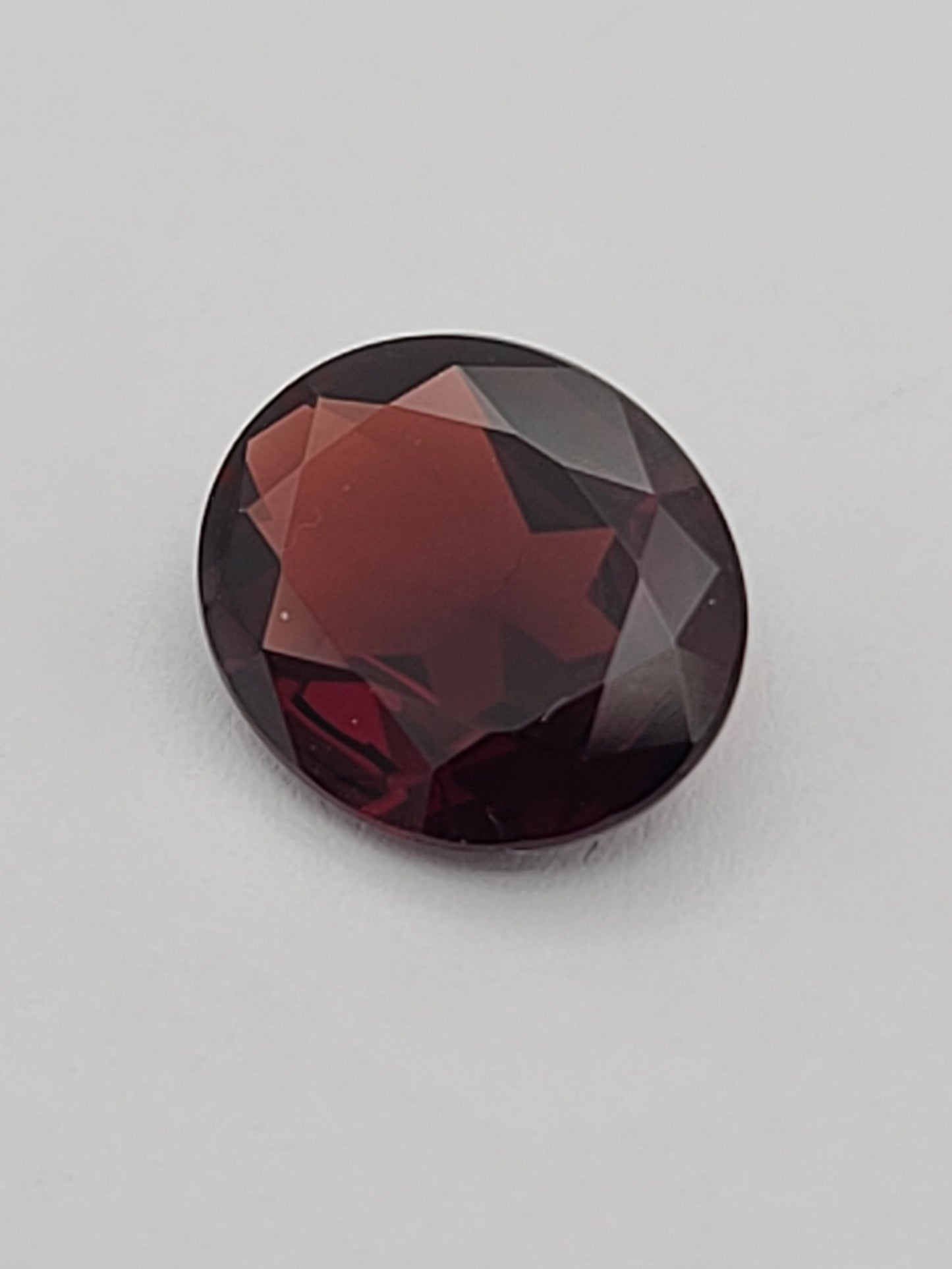 4.57ct ETW Red Garnet Gemstone - Oval Cut
