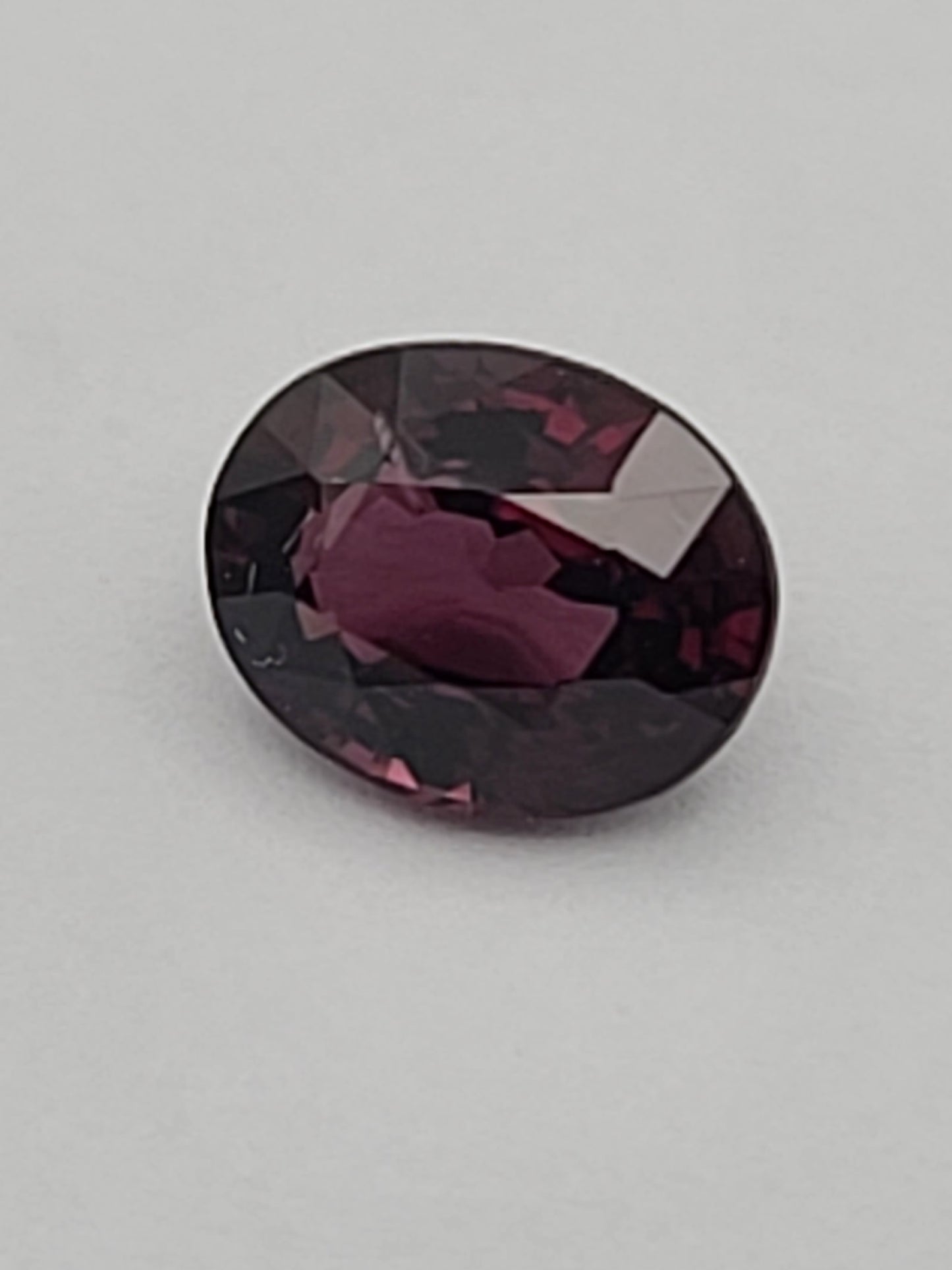 1.69ct ETW Red/Purple Spinel Gemstone - Oval Cut