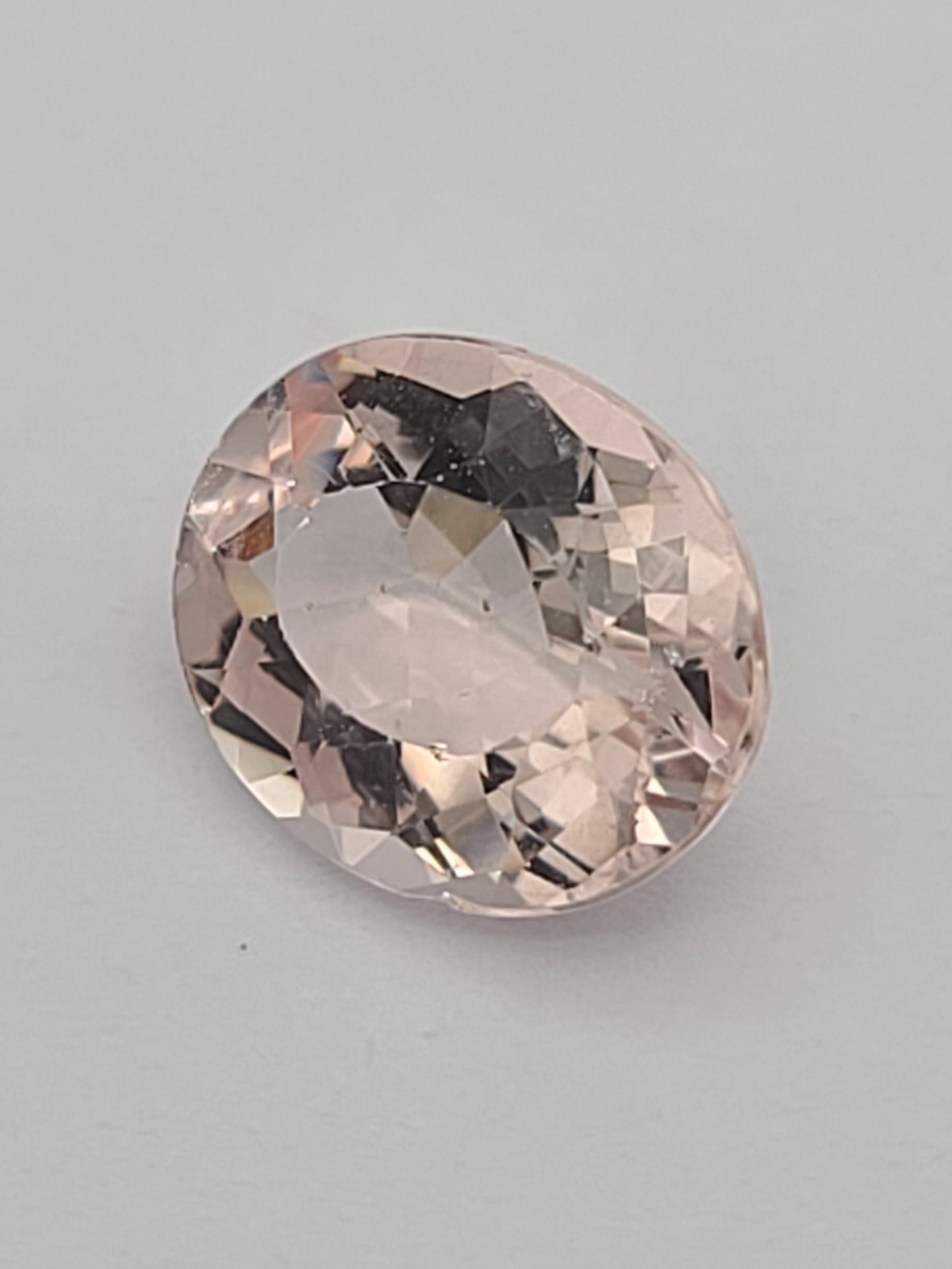 4.49ct ETW Morganite Gemstone - Oval Cut