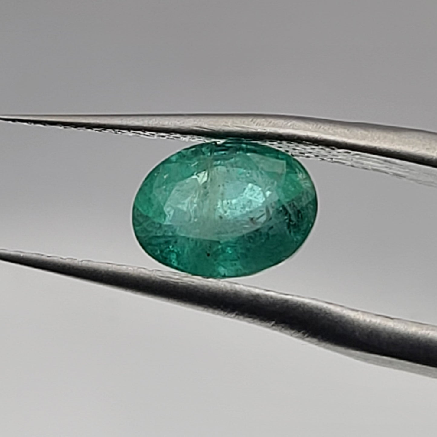 1.31ct ETW Earth-Mined Zambian Emerald – Oval Cut