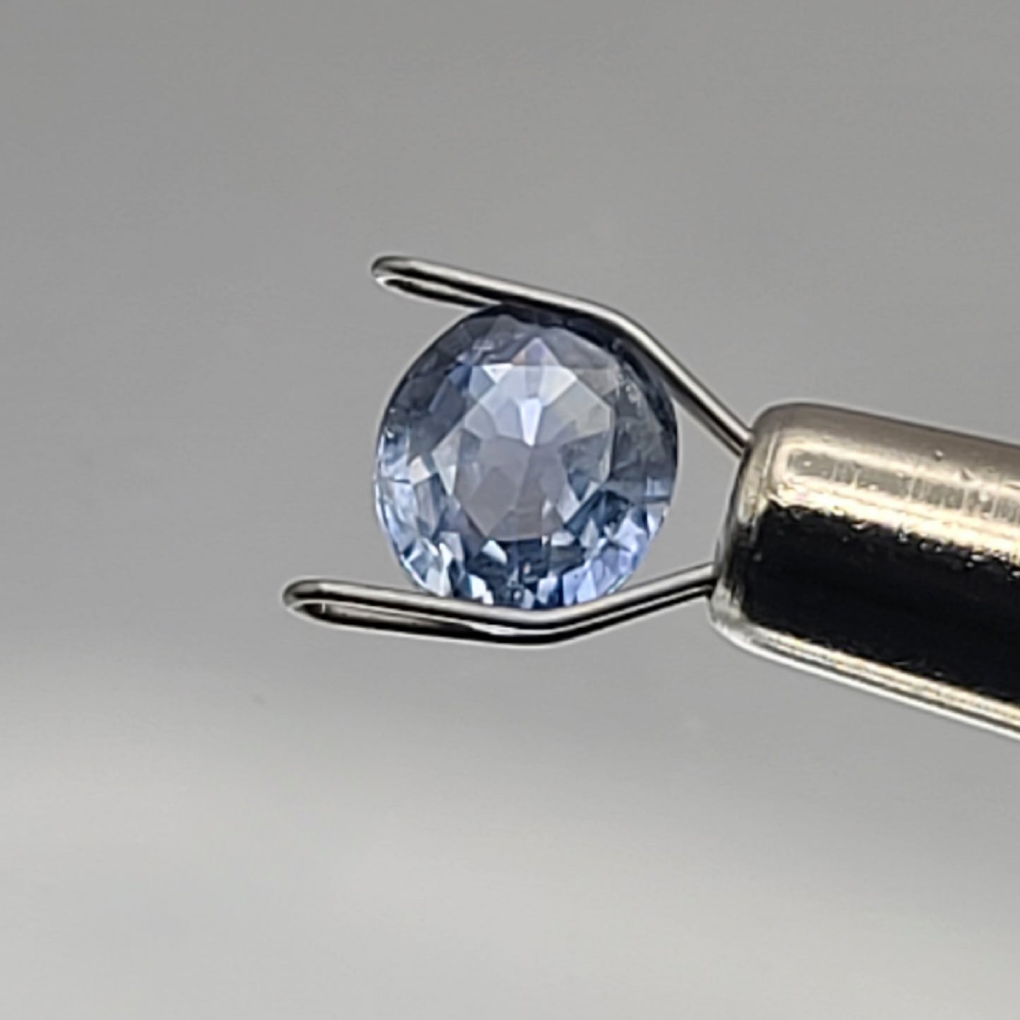 1.18ct ETW Earth-Mined Ceylon Blue Sapphire – Oval Cut, Unheated