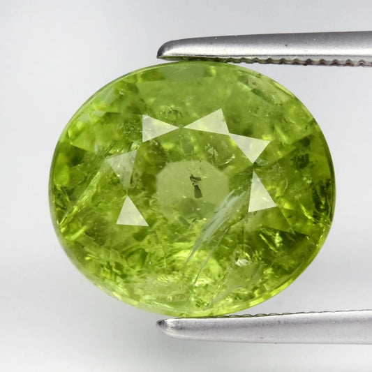 4.78ct ETW Green Tourmaline Gemstone – Oval Cut
