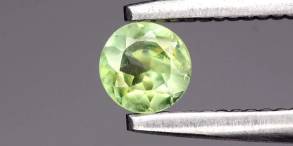 0.15ct ETW Green Alexandrite Gemstone – Round Cut - Russia
