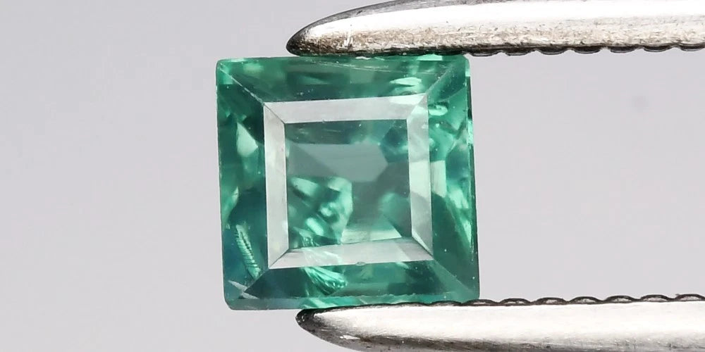 0.43ct ETW Green Alexandrite Gemstone – Square Cut - DISCOUNTED