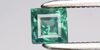 0.43ct ETW Green Alexandrite Gemstone – Square Cut - DISCOUNTED