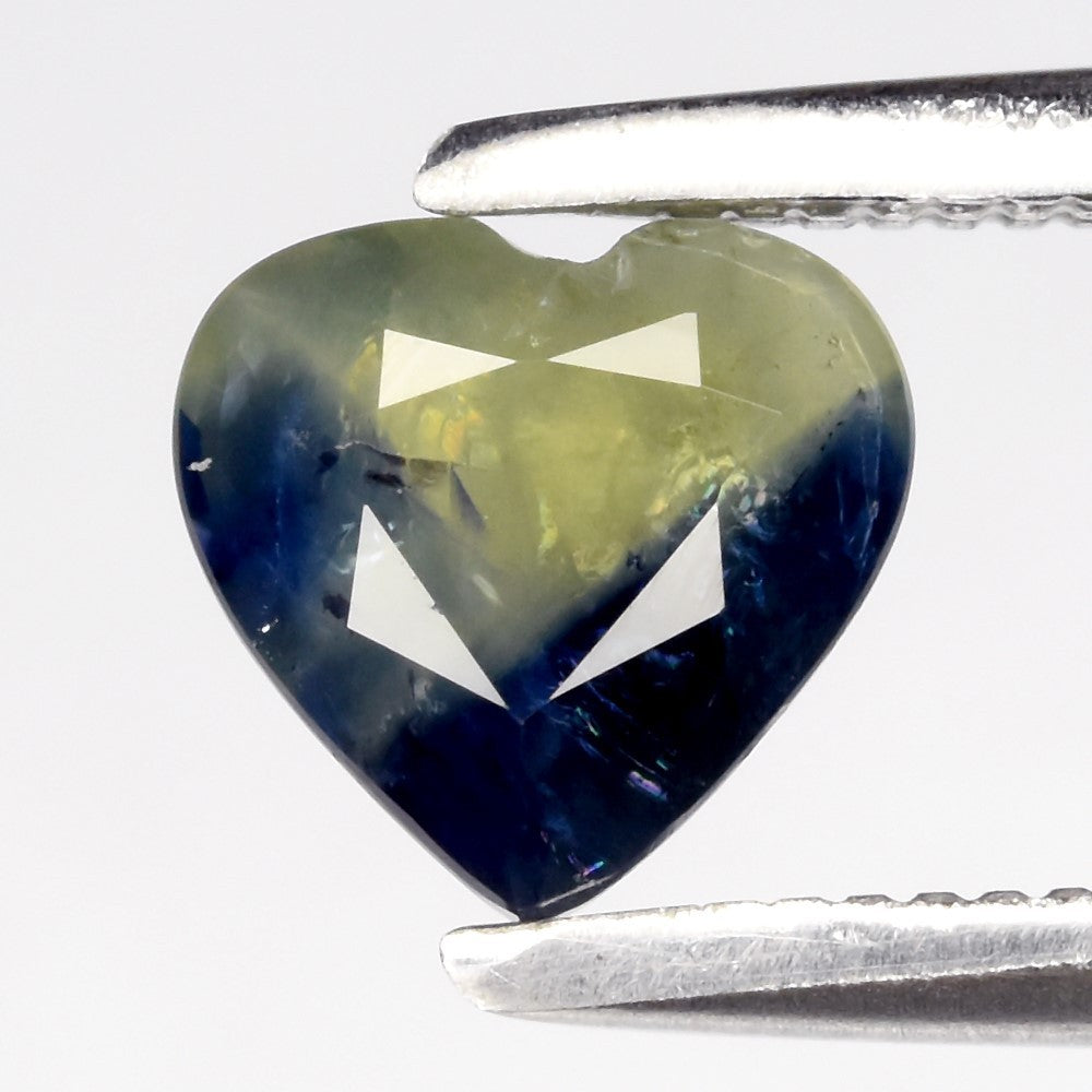 0.64ct ETW Green Blue Sapphire Gemstone – Heart Cut