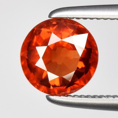 1.05ct ETW Earth-Mined Pinkish Orange Pyrope Garnet – Round Cut, Unheated