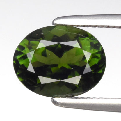 1.25ct ETW Green Tourmaline Gemstone – Oval Cut