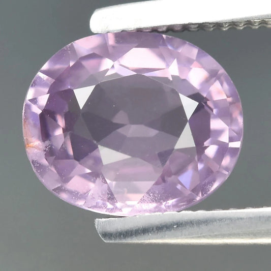 1.25ct ETW Pinkish Purple Spinel Gemstone - Oval Cut
