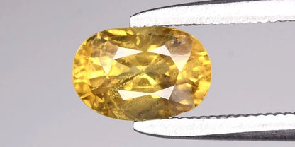 1.27ct ETW Color Change Garnet Gemstone – Oval Cut - DISCOUNTED