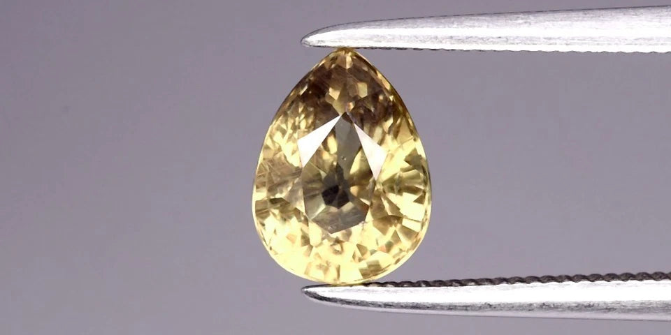1.39ct ETW Earth-Mined Color Change Garnet – Pear Cut, Unheated