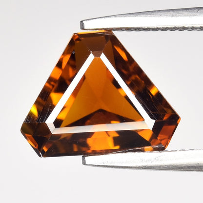 1.51ct ETW Yellow Tourmaline Gemstone – Fancy Cut