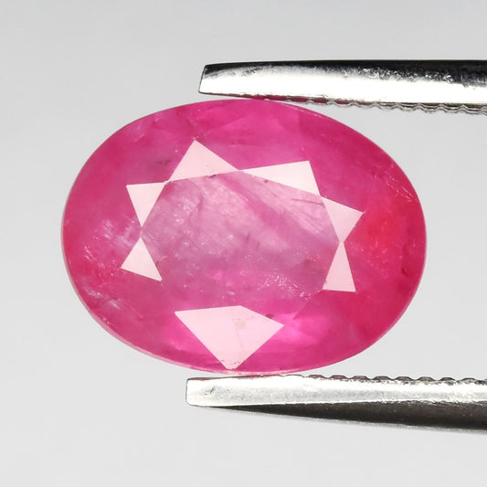 1.70ct ETW Pink Sapphire Gemstone – Oval Cut