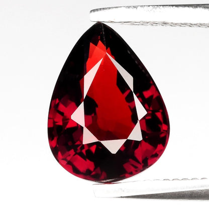 1.73ct Earth-Mined Rhodolite Garnet – Pear Cut, Unheated