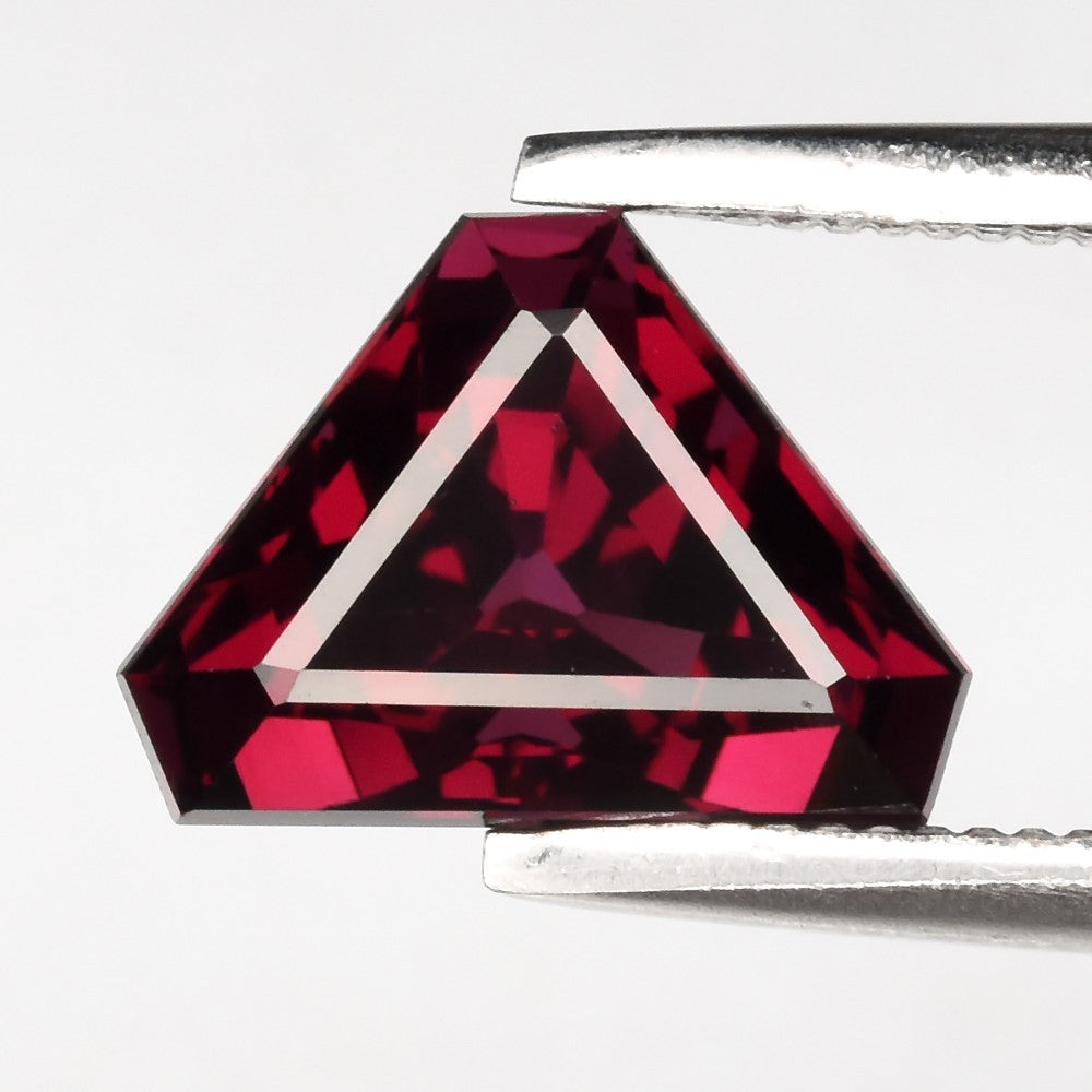 1.75ct ETW Reddish Pink Rhodolite Garnet Gemstone – Fancy Cut