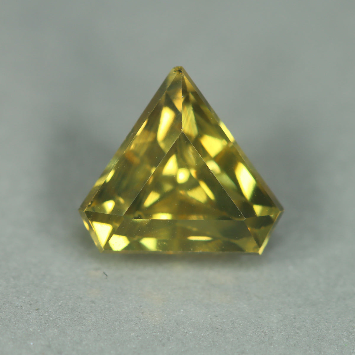 1.88ct ETW Earth-Mined Yellow Zircon – Trillion Cut, Unheated