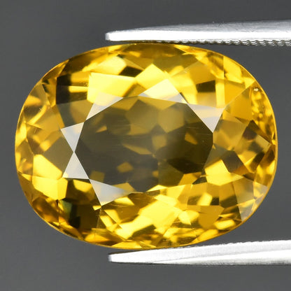 10.21ct ETW Earth-Mined Yellow Beryl – Oval Cut