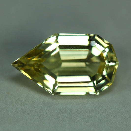 2.06ct ETW Earth-Mined Yellow Heliodor Beryl – Fancy Cut, Unheated
