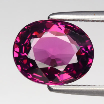 2.21ct ETW Purplish Pink Rhodolite Garnet Gemstone – Oval Cut