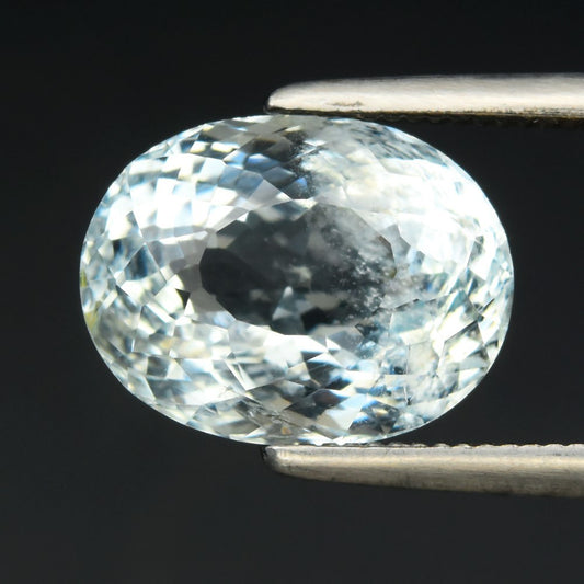 2.40ct ETW Light Greenish Blue Aquamarine Gemstone – Oval Cut