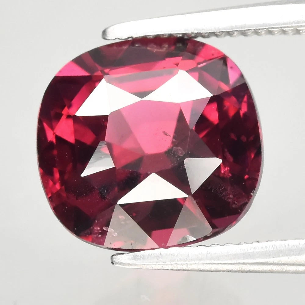 2.91ct ETW Purplish Pink Rhodolite Garnet Gemstone – Cushion Cut