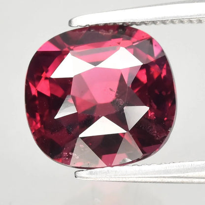 2.91ct ETW Purplish Pink Rhodolite Garnet Gemstone – Cushion Cut
