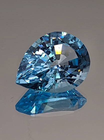 20.01ct ETW Natural Sky Blue Topaz Gemstone - Pear Cut