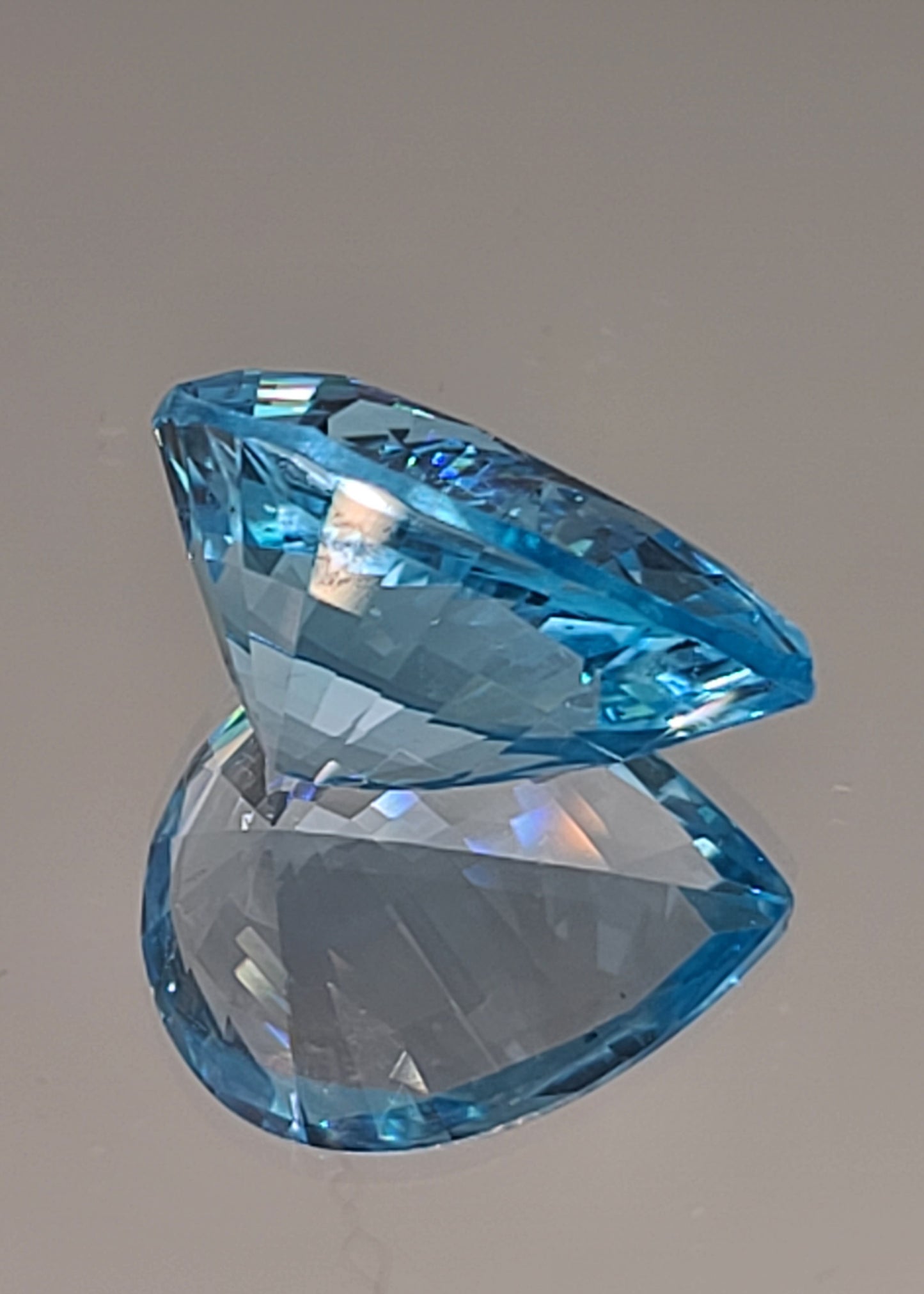 20.01ct ETW Natural Sky Blue Topaz Gemstone - Pear Cut