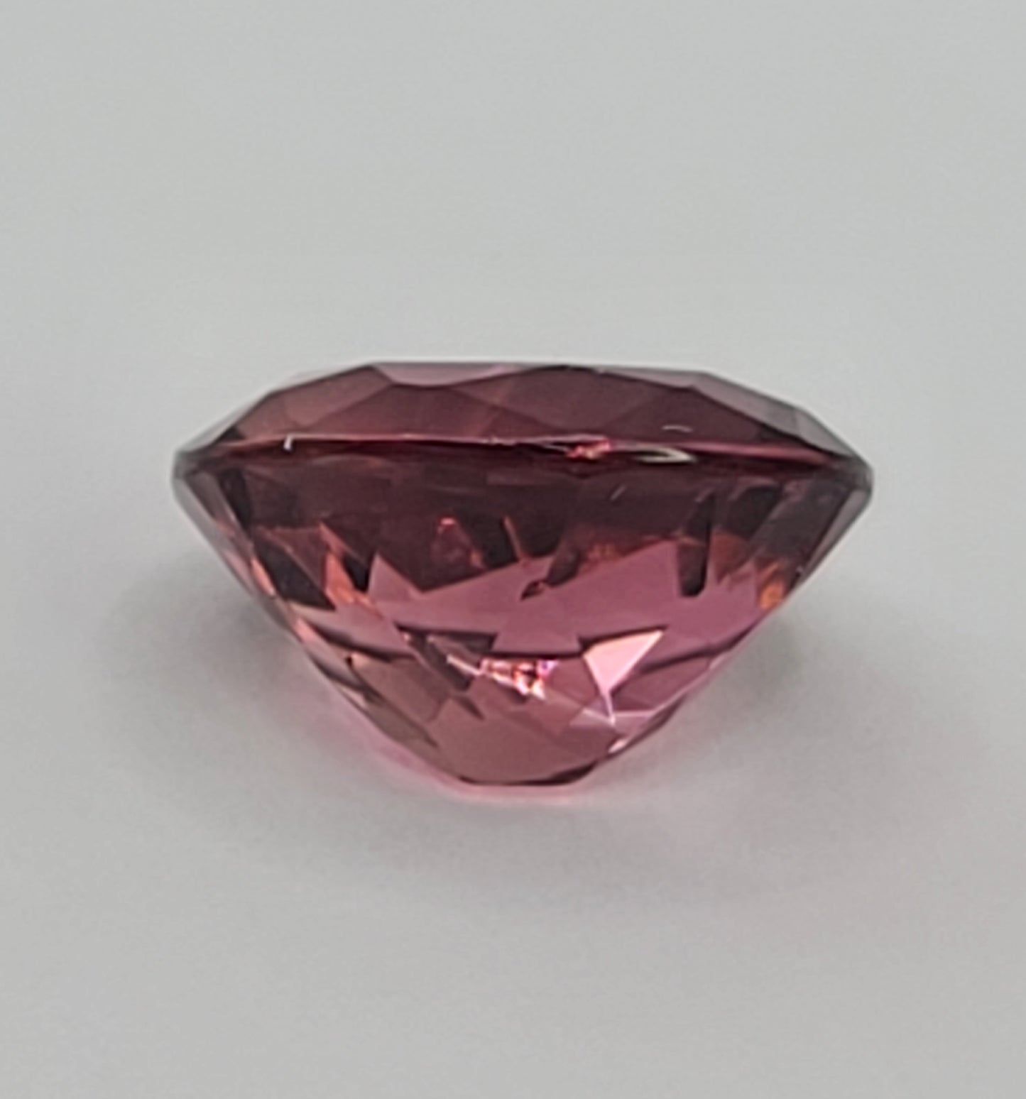 3.95ct ETW Natural Deep Pink Tourmaline Gemstone - Oval Cut