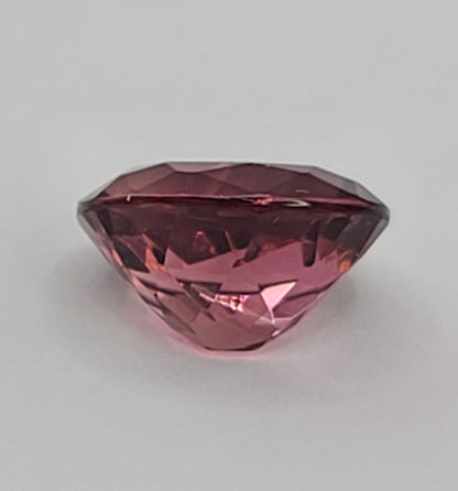 3.95ct ETW Natural Deep Pink Tourmaline Gemstone - Oval Cut