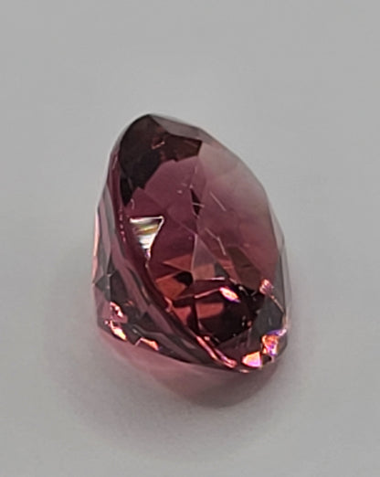 3.95ct ETW Natural Deep Pink Tourmaline Gemstone - Oval Cut