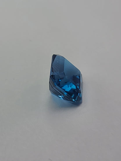 5.36ct ETW Natural London Blue Topaz Gemstone - Emerald Cut