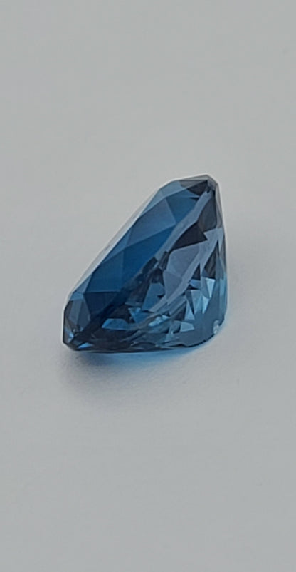 8.05ct ETW London Blue Topaz Gemstone - Oval Cut - DISCOUNTED