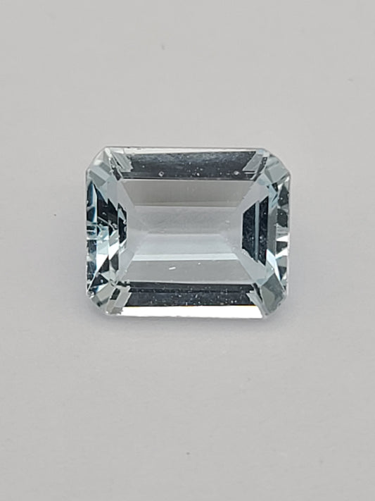 4.87ct ETW Aquamarine Gemstone - Emerald Cut