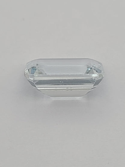 4.87ct ETW Aquamarine Gemstone - Emerald Cut