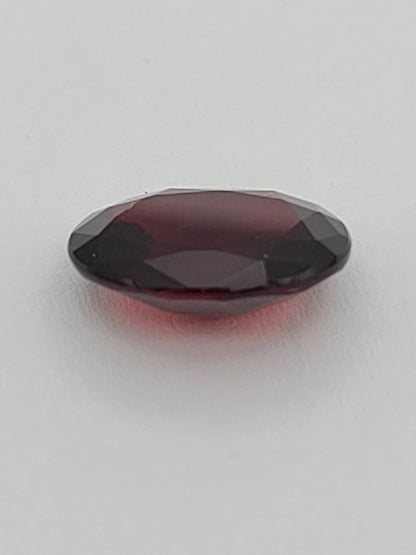 4.57ct ETW Red Garnet Gemstone - Oval Cut
