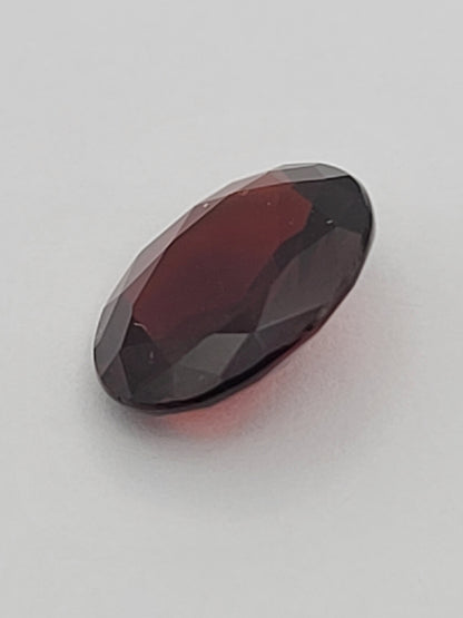 4.57ct ETW Red Garnet Gemstone - Oval Cut