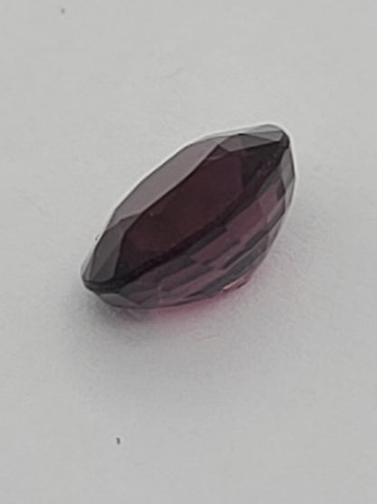 1.69ct ETW Red/Purple Spinel Gemstone - Oval Cut